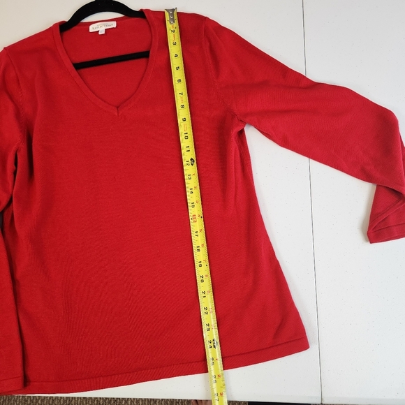 Northern Reflections Red V-Neck Long Sleeve Sweater Classic Basic Capsule Office - Picture 7 of 8